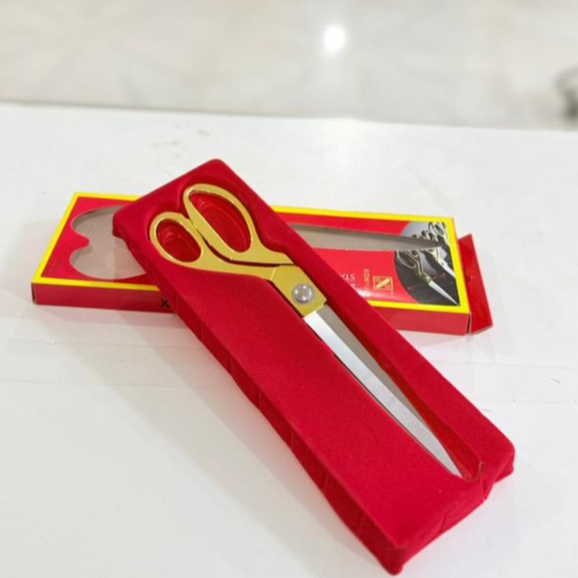 قیچی خیاطی